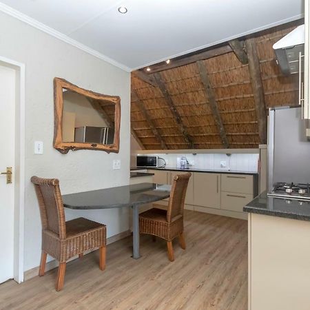 50 On Shepherd Boutique Guest House 桑顿 外观 照片